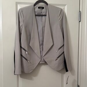 NWT Nine West Women's Gray Blazer With Zippers Sz 4